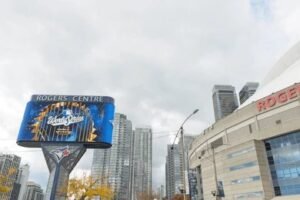 LED and Digital Pylon Sign