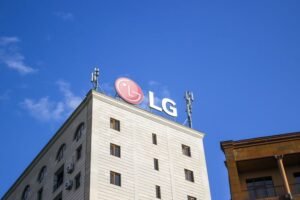 high rise building signs

