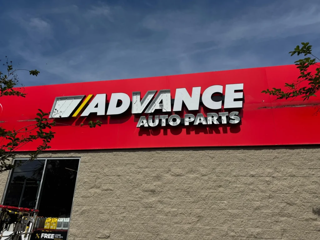 Advanced Auto Parts channel letter sign in New Smyrna, FL