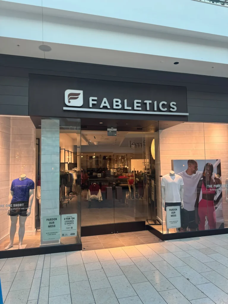 Fabletics channel letter sign in Sarasota, FL